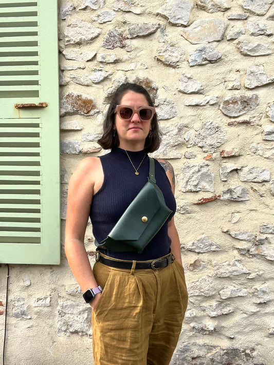 Banane en cuir "petit Format" - Maroquinerie artisanale - Fait main