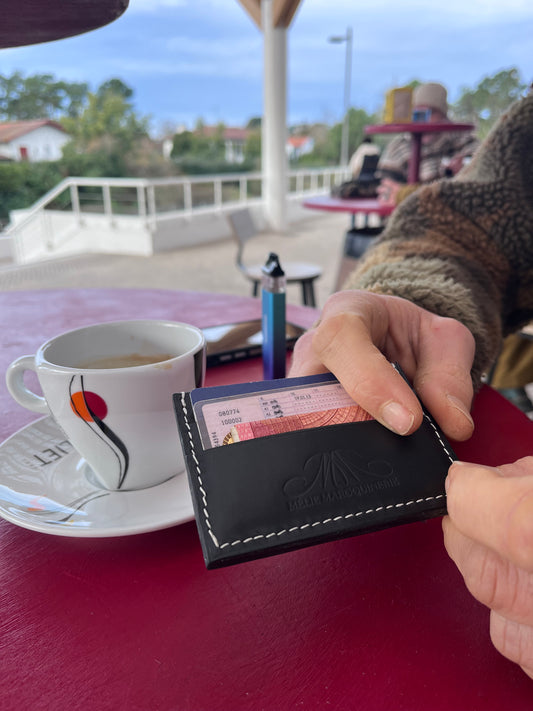 porte carte NB, artisanale, cuir véritable